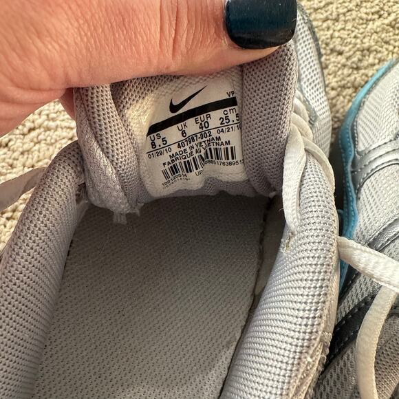 Nike Reax Run 5 Running Shoes Athletic Sneaker Women's Size 8.5 Gray Blue Silver - Picture 8 of 11